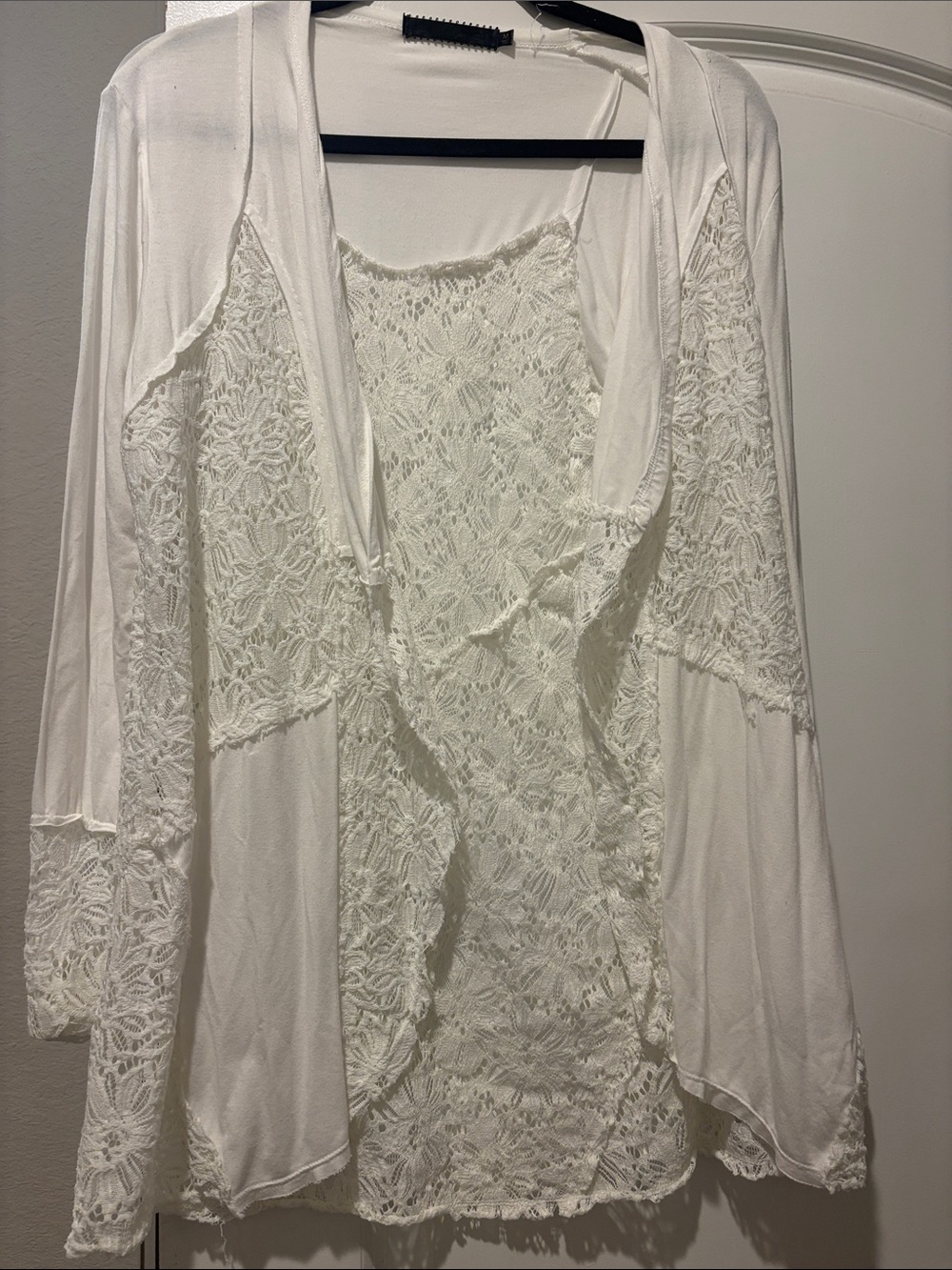 FREE in bundle BKE Women’s M White Lace Trim Cardigan boho